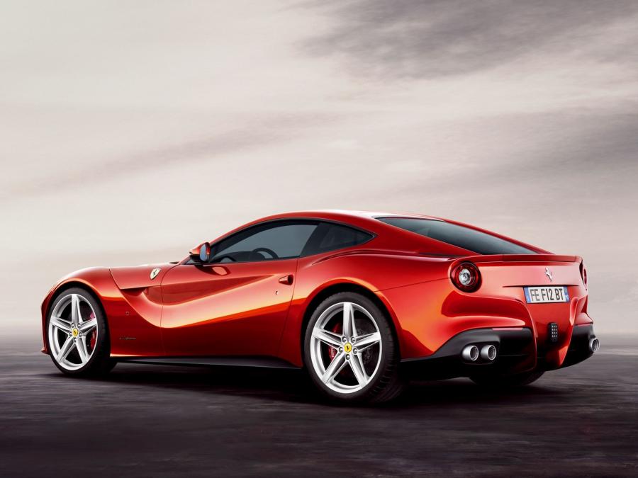  Ferrari F12berlinetta 2012 года  (фото 30 из 104)